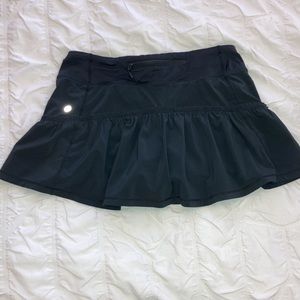 Lululemon skirt!! size 4